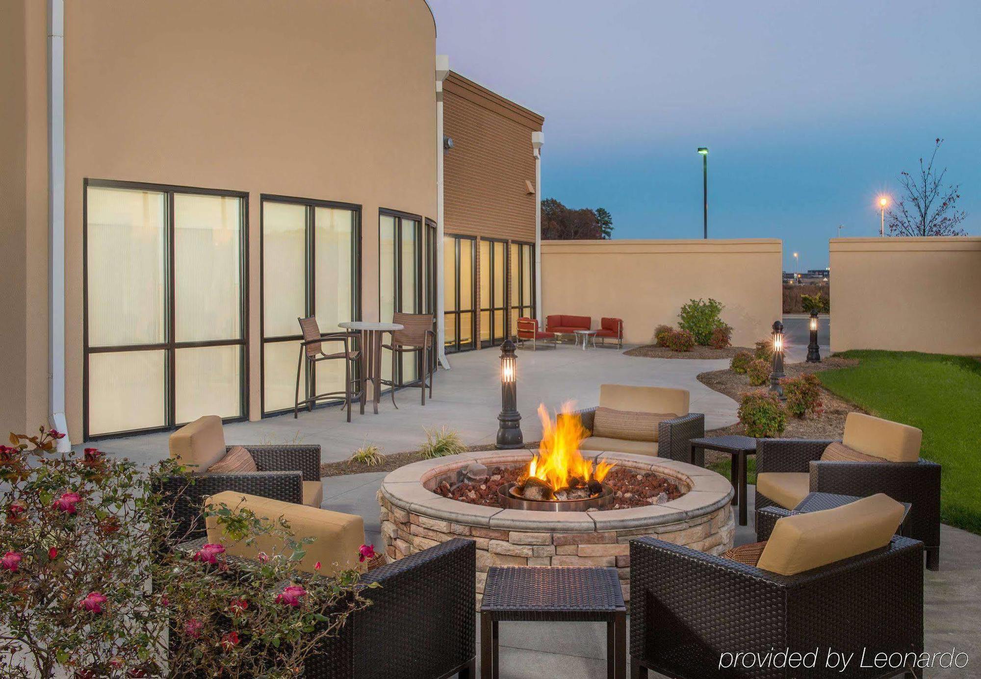 Courtyard Charlotte Concord Otel Dış mekan fotoğraf